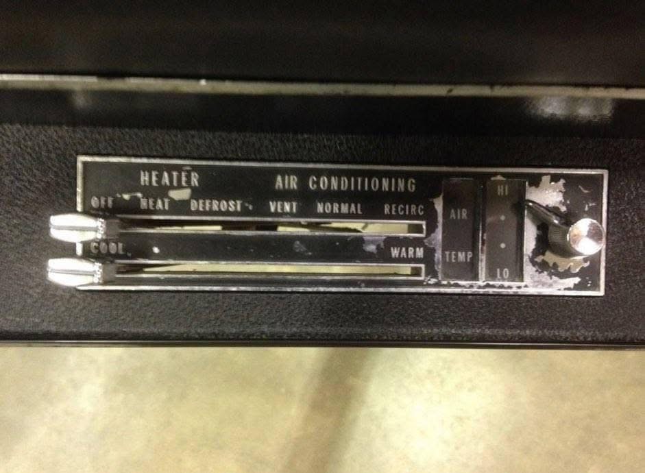 Ac parts and dash thumbnail 3