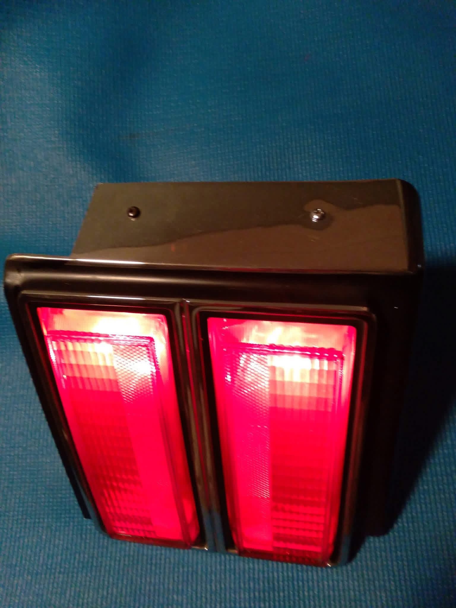 Taillight thumbnail 4