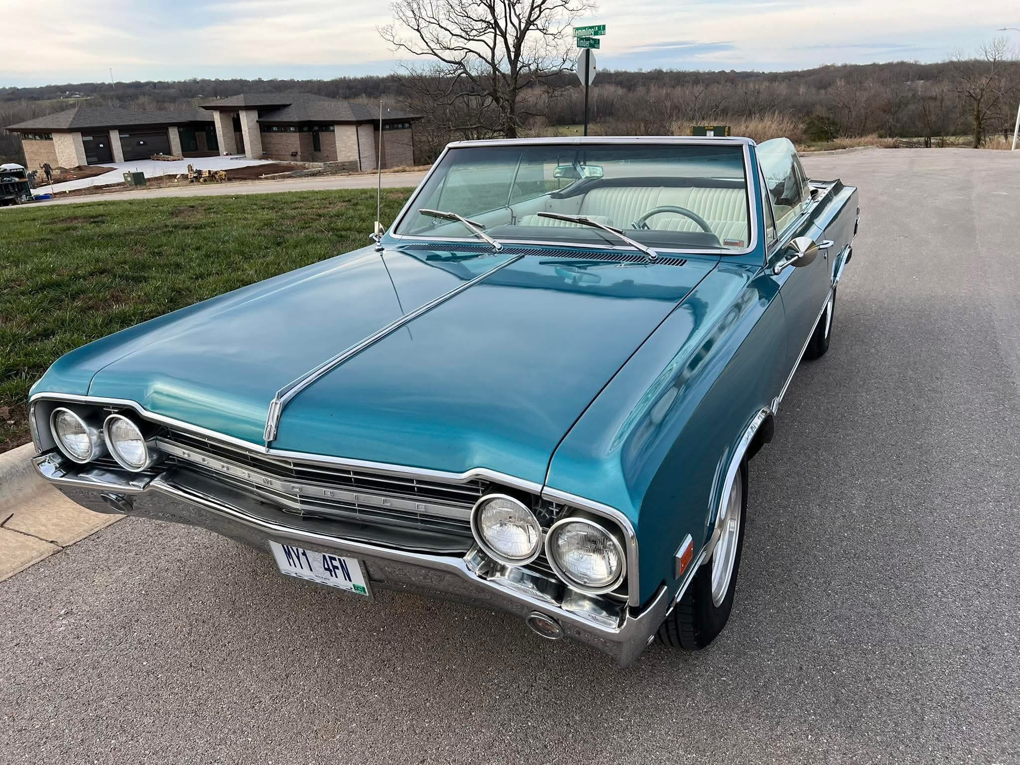 Cutlass 65 convertible thumbnail 5